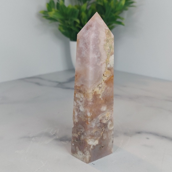 Flower Agate Tower | Growth • Passion • Inner Bloom - Picture 6 of 9